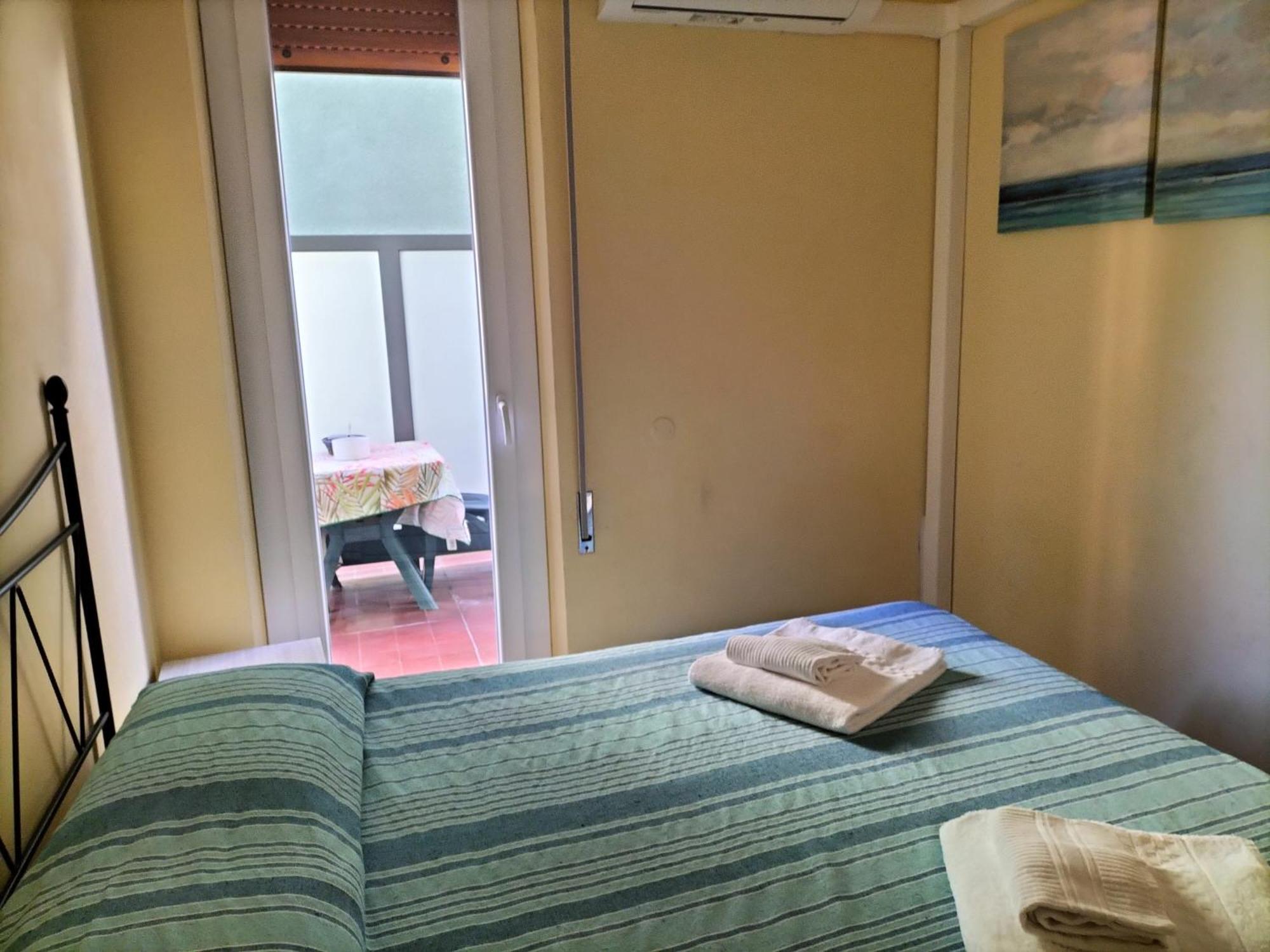 Mae'S Apartment Monterosso al Mare Luaran gambar