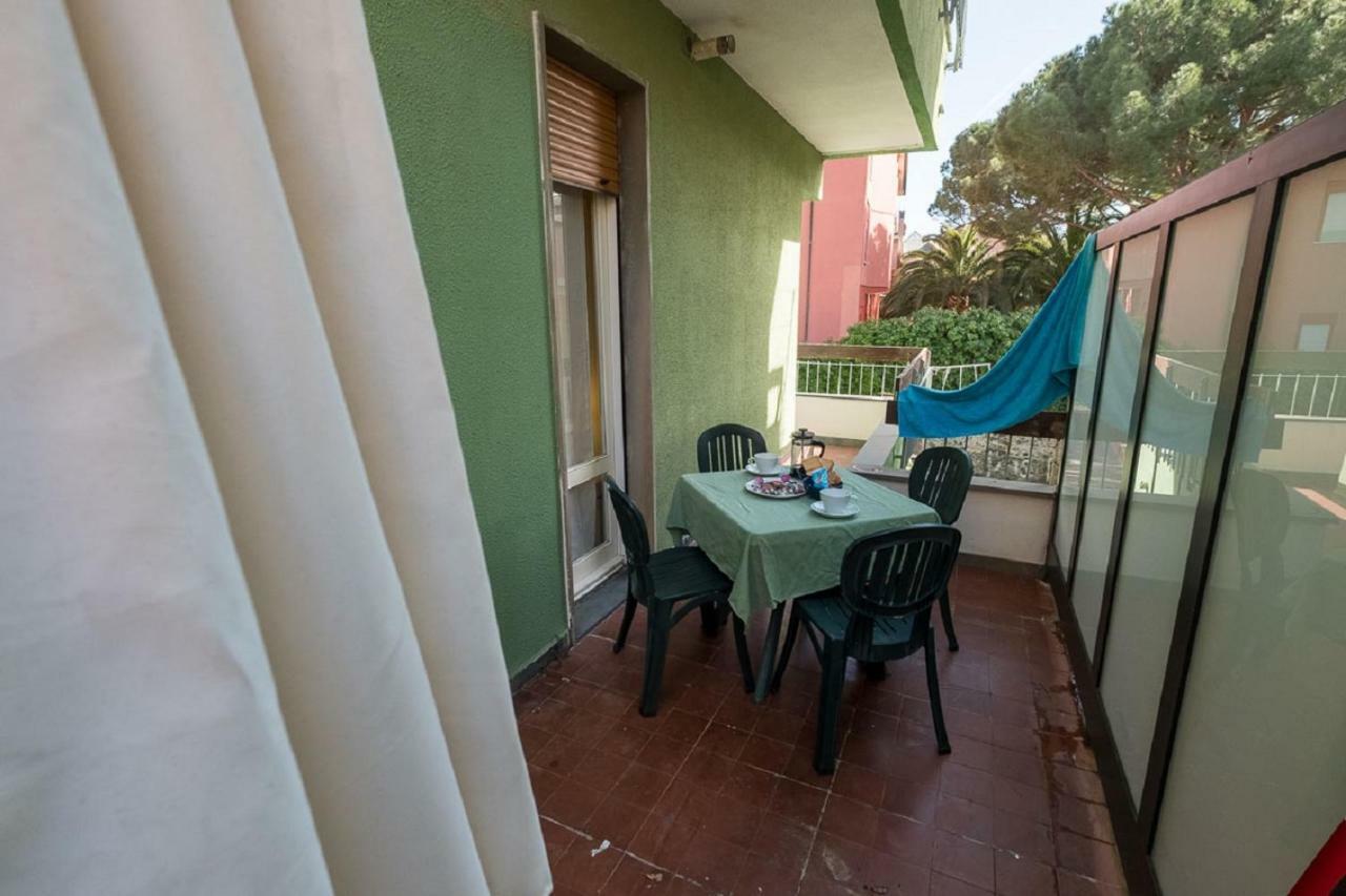 Mae'S Apartment Monterosso al Mare Luaran gambar