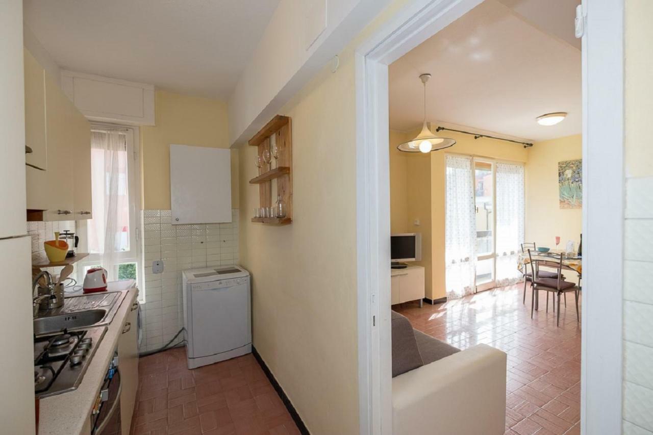 Mae'S Apartment Monterosso al Mare Luaran gambar